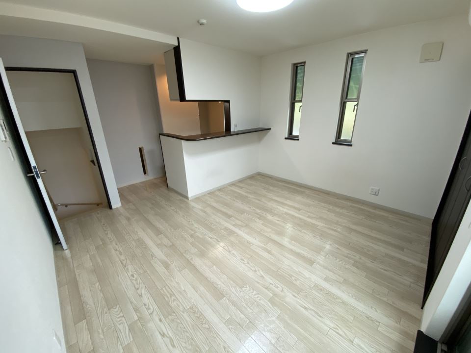 居室・リビング　洋室１０．７１畳