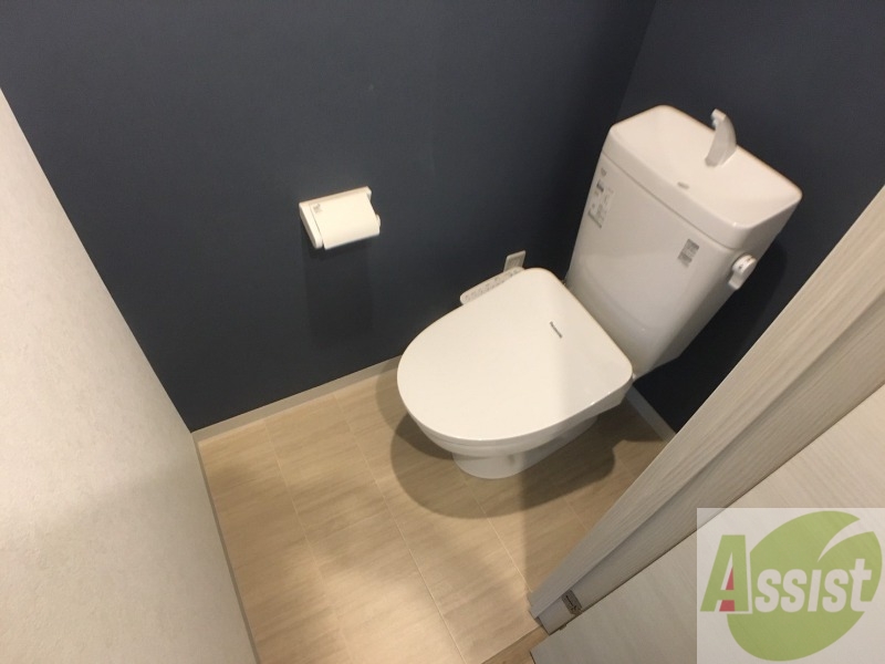 トイレ　ウォシュレット機能がついたトイレ。安心して使用できますね。