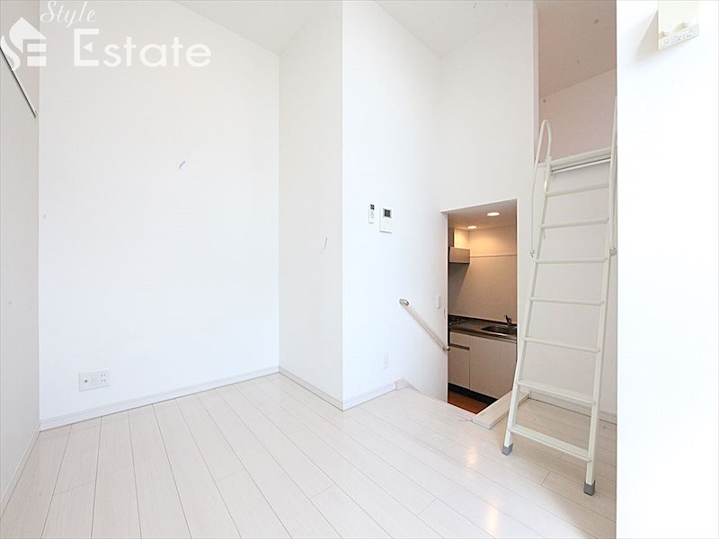 居室・リビング　内装