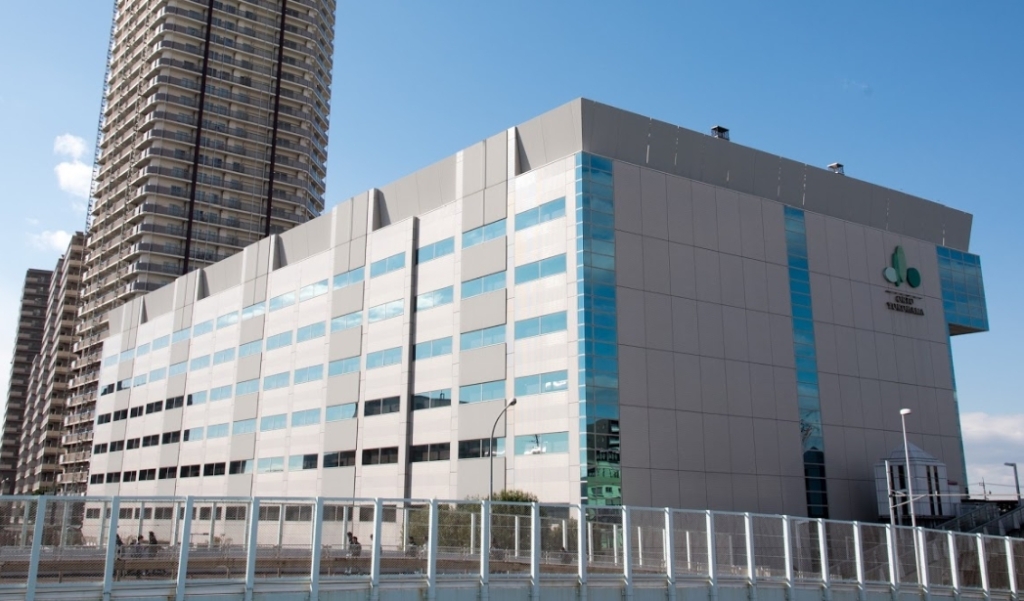 ショッピングセンター　オルトヨコハマ（ショッピングセンター）まで416m