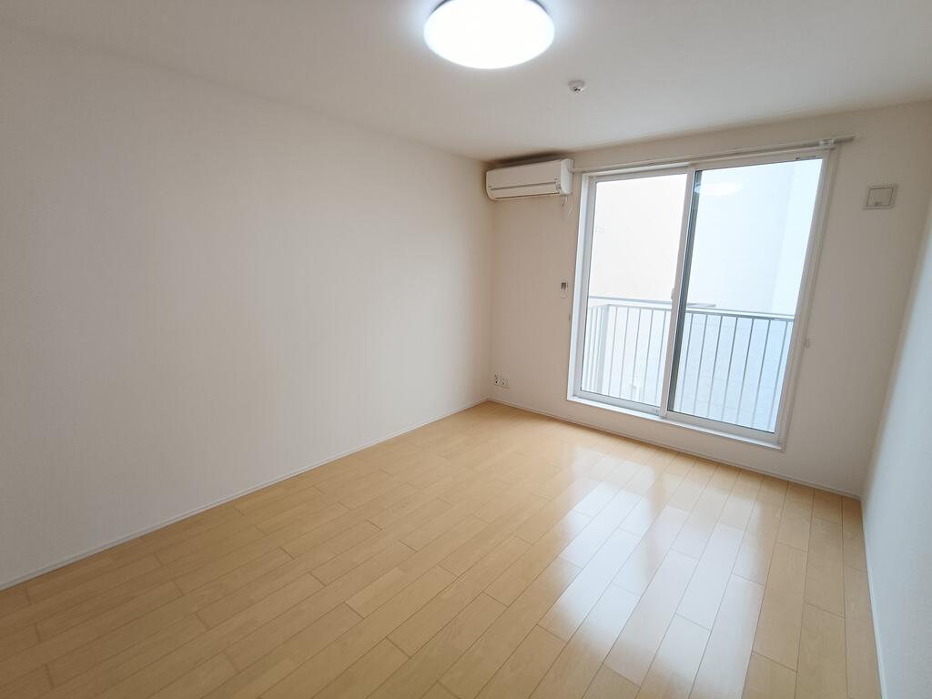 居室・リビング　※別号室