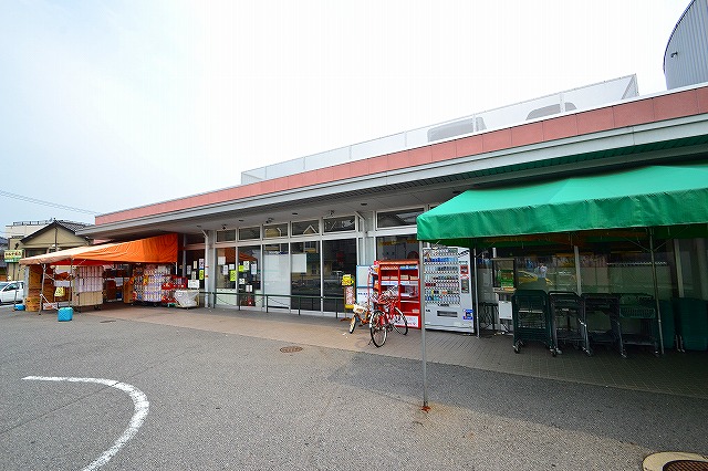 スーパー　ナイスムラカミ東山店（スーパー）まで95m