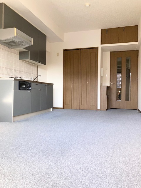 ライオンズマンション荒町第二の居間写真