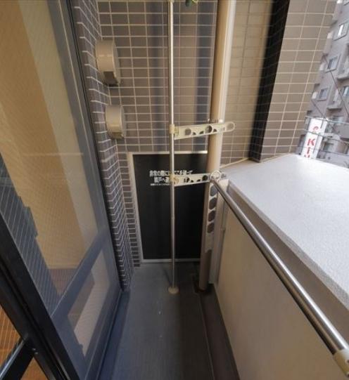 バルコニー　※別部屋の参考写真です。
