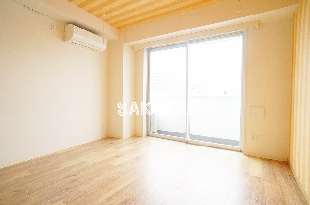 居室・リビング　開放感のあるゆったりとしたお部屋です♪