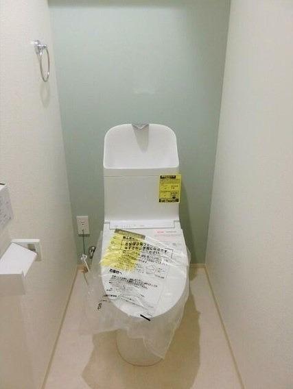 トイレ　※別部屋の参考写真です。