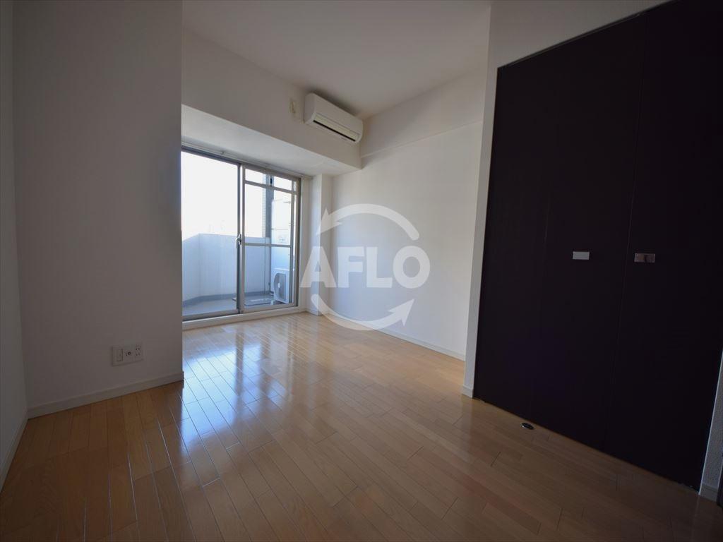 居室・リビング　レジュールアッシュ難波リュクス　開放的な室内