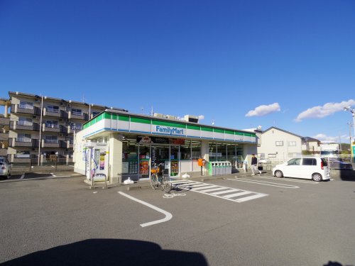 コンビニ　ファミリーマート 押切北店（コンビニ）まで567m