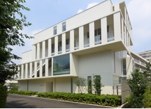 大学・短大　桐朋学園大学調布キャンパス２号館（大学・短大）まで292m