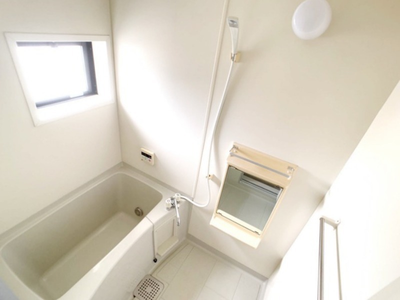 バス・シャワールーム　図面と現状に相違がある場合には現状を優先