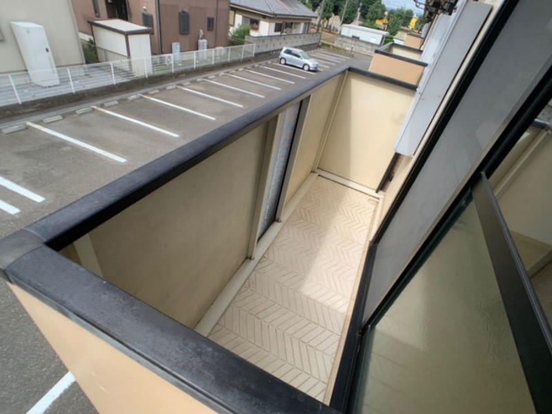 バルコニー　図面と現状に相違がある場合には現状を優先