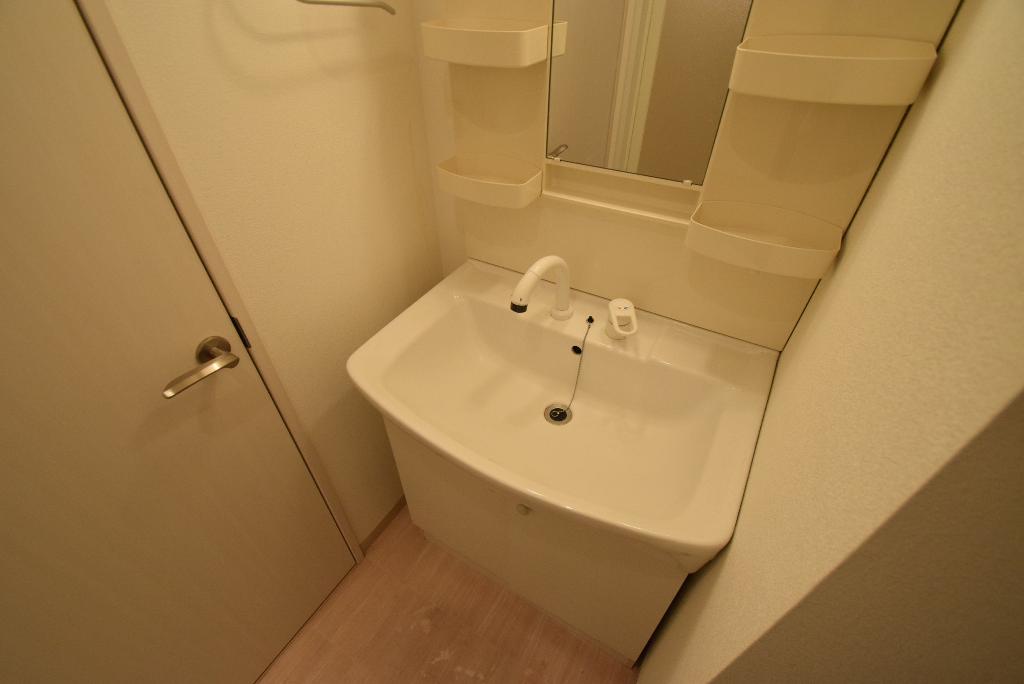 洗面設備　洗髪洗面化粧台