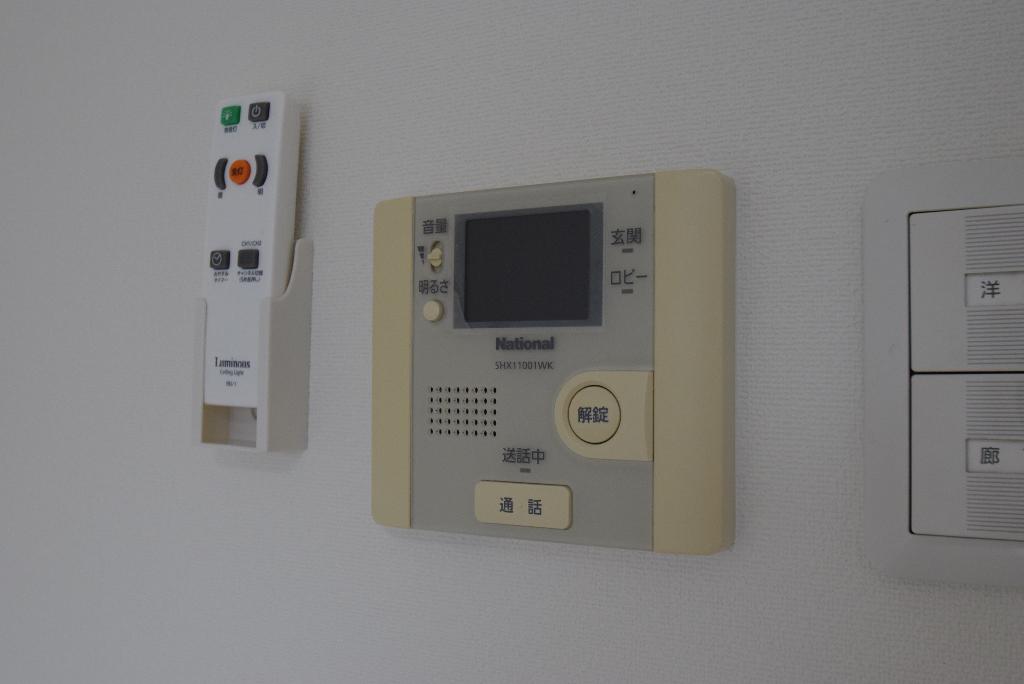 セキュリティ　カメラ付インターホン