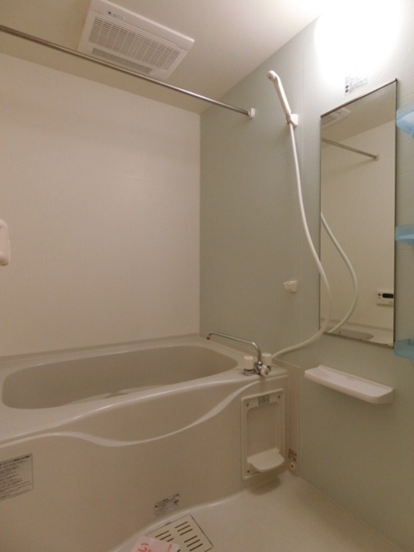 バス・シャワールーム　図面と現状に相違がある場合には現状を優先