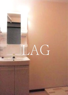 洗面設備　独立洗面台です。