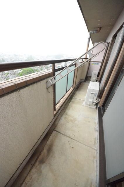 バルコニー　♪お洗濯物にはたっぷりと陽を当てて下さい♪