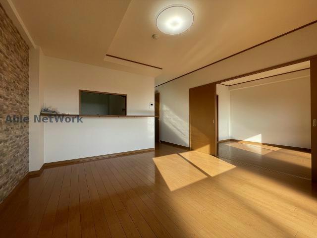 居室・リビング　※同物件、別部屋の写真です