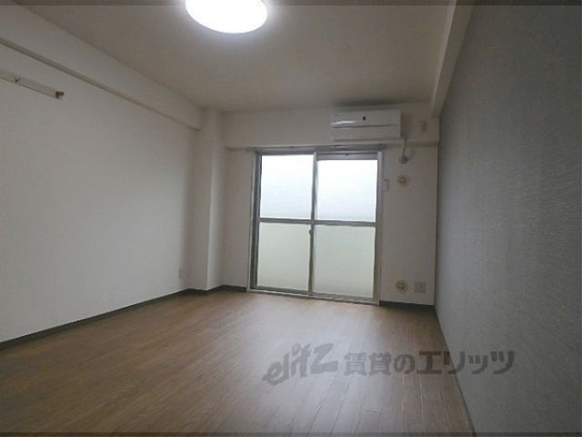 居室・リビング　洋室