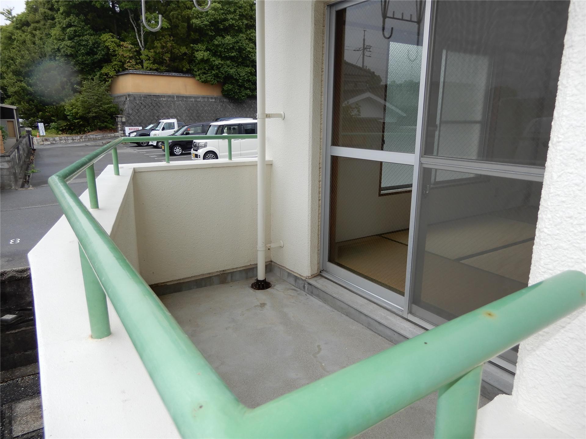 バルコニー　バルコニー