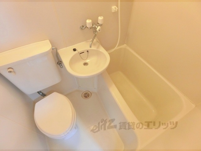 バス・シャワールーム　ユニットバス