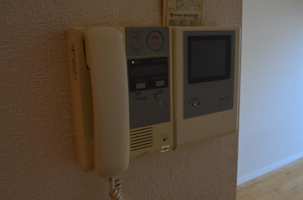 セキュリティ　カメラ付インターホン