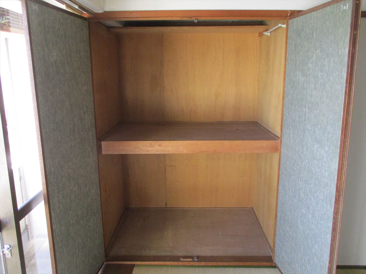 収納　第3記念橋ビルヂング