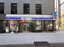 コンビニ　ローソン阿波座駅前店（コンビニ）まで217m