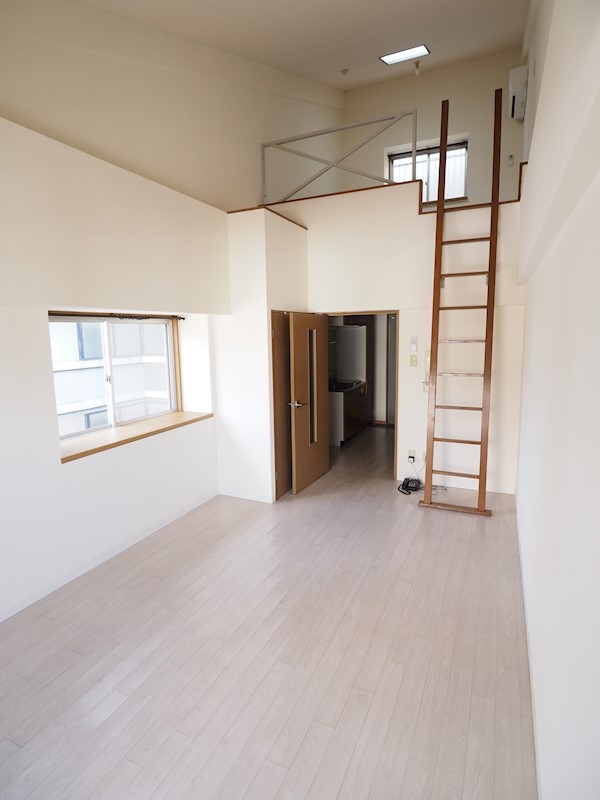 居室・リビング　9帖あります