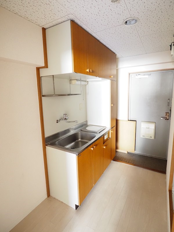 キッチン　キッチン収納も充実しています