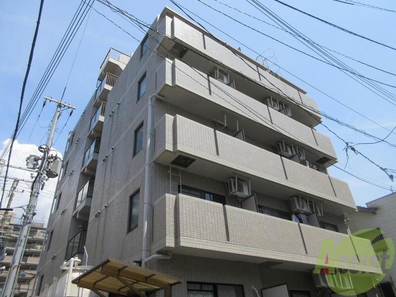 建物外観　三宮駅まで徒歩７分の場所にあります。