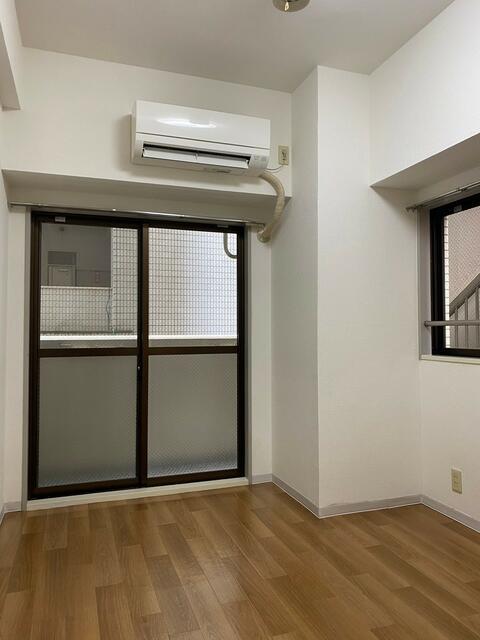 居室・リビング　?