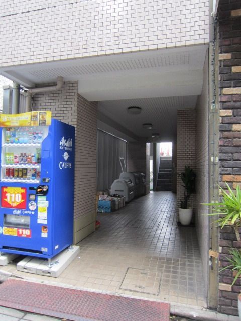 エントランス　★お問い合わせはタウンハウジングまで★