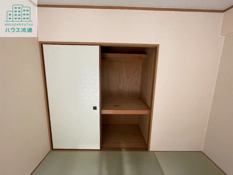 収納　※別号室の写真になります。