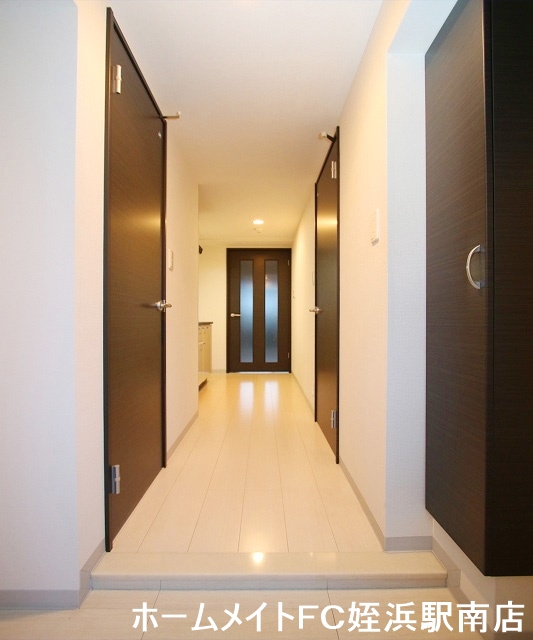 玄関　★玄関部分も広々スッキリ♪★参考写真