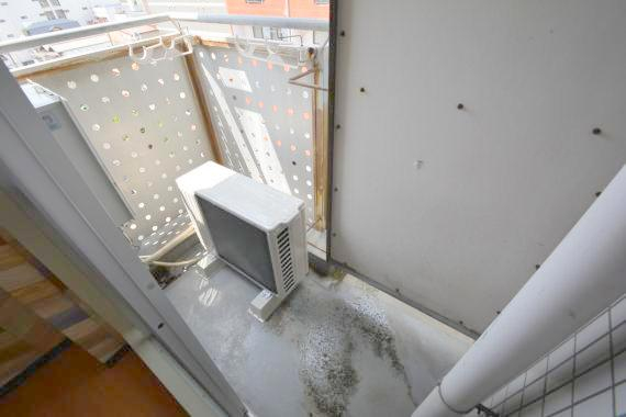 バルコニー　日当たり、風通し共に良好です。