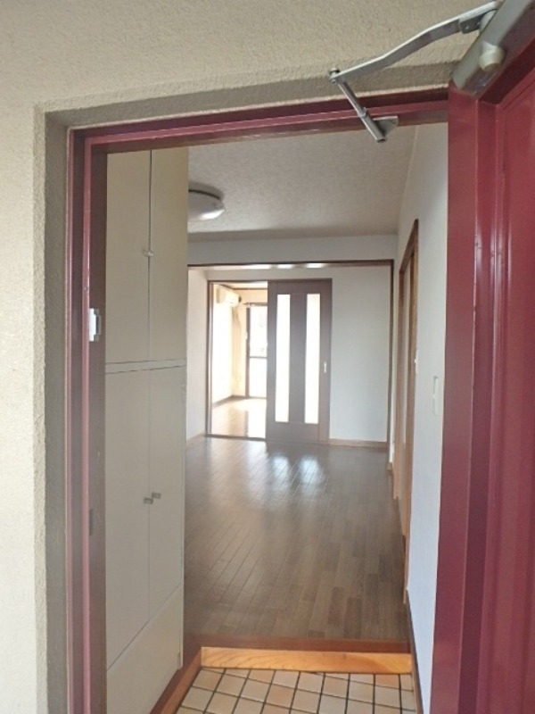 玄関　図面と現状に相違がある場合には現状を優先