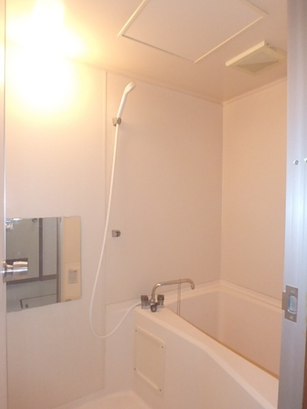 バス・シャワールーム　図面と現状に相違がある場合には現状を優先