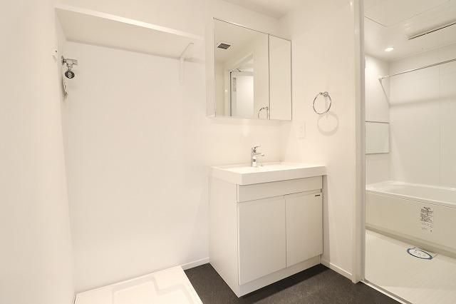 洗面設備　参考写真です