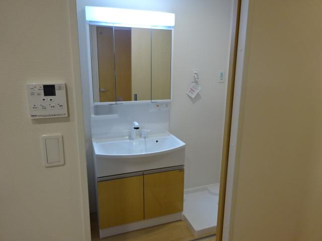 洗面設備　洗髪洗面化粧台