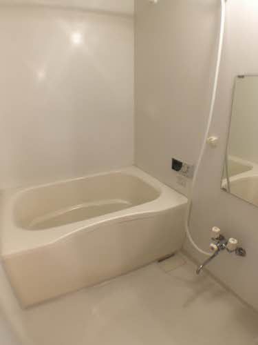 バス・シャワールーム　浴室