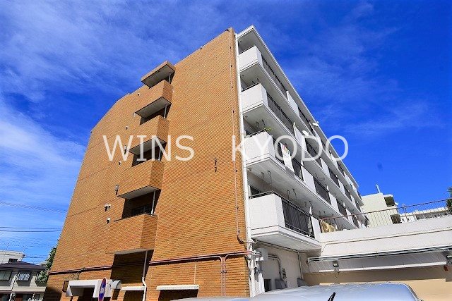 建物外観　駅から2分の好立地