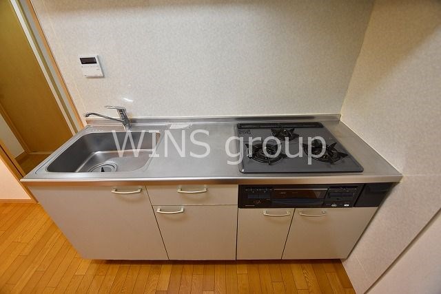 キッチン　ガス3口のシステムキッチン