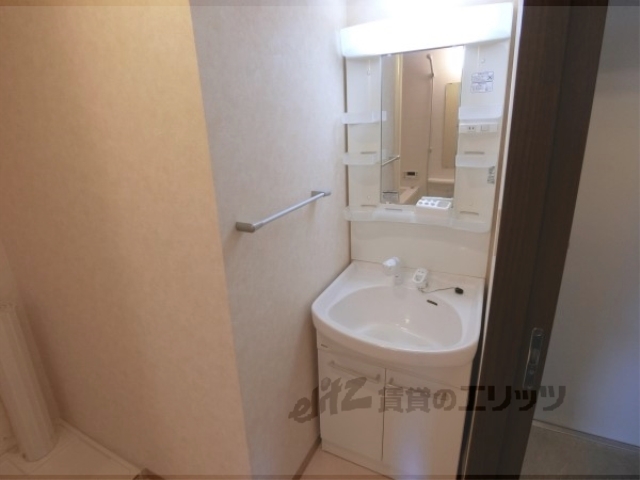 洗面設備　独立洗面台