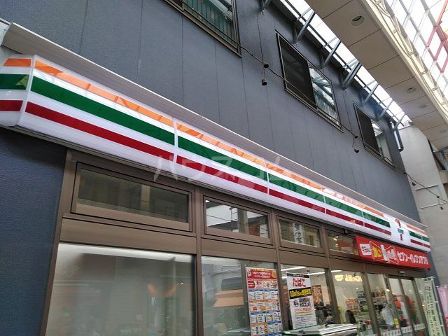 コンビニ　セブンイレブン 杉並阿佐谷南1丁目店（コンビニ）まで407m