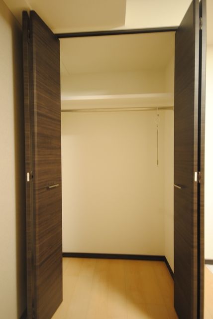 収納　別室参照