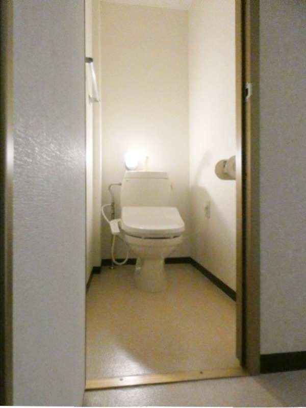 トイレ　図面と現状に相違がある場合には現状を優先