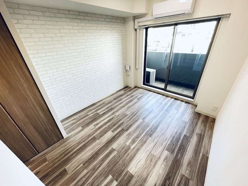 居室・リビング　※別のお部屋の写真です