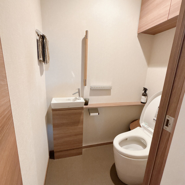 トイレ　トイレ