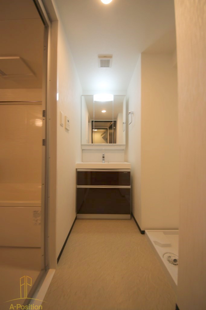 洗面設備　レオングラン本町橋