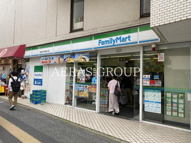 コンビニ　ファミリーマート吉祥寺平和通り店（コンビニ）まで145m